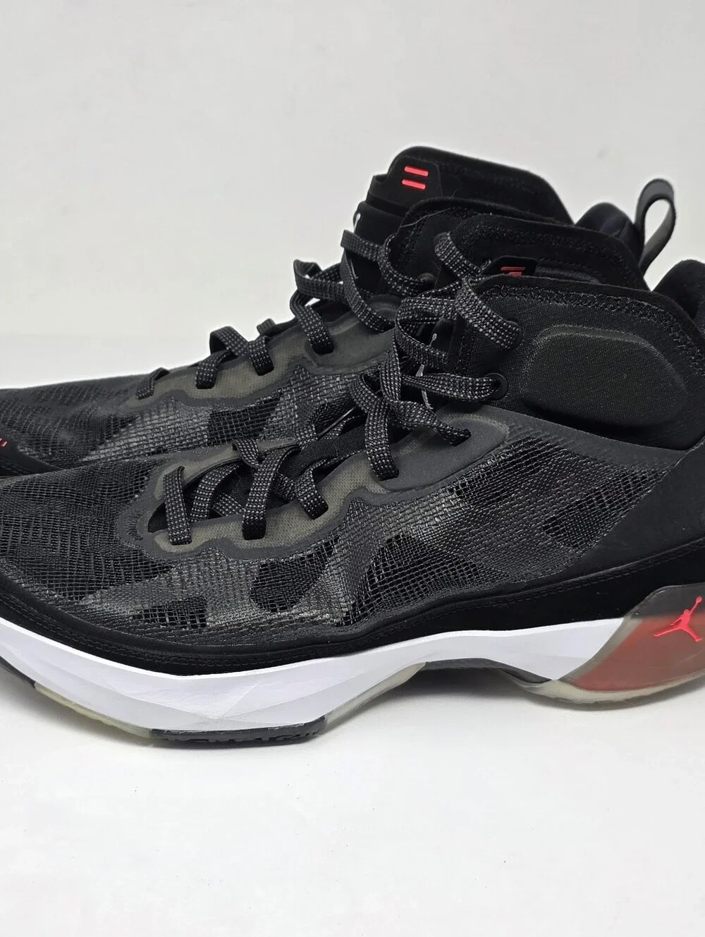 Nike Air Jordan 37 Black Hot Punch Men’s Size 11 Basketball Shoes DD6958-091